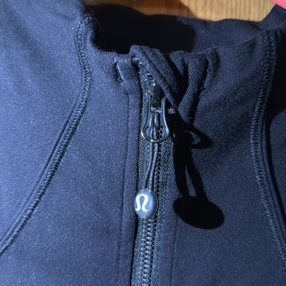 Lululemon jacket - Picture 6 of 6